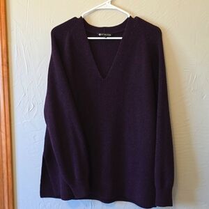 Athleta Switchback Purple/ Plum Pullover V-Neck Sweater with Side Vents, Size M